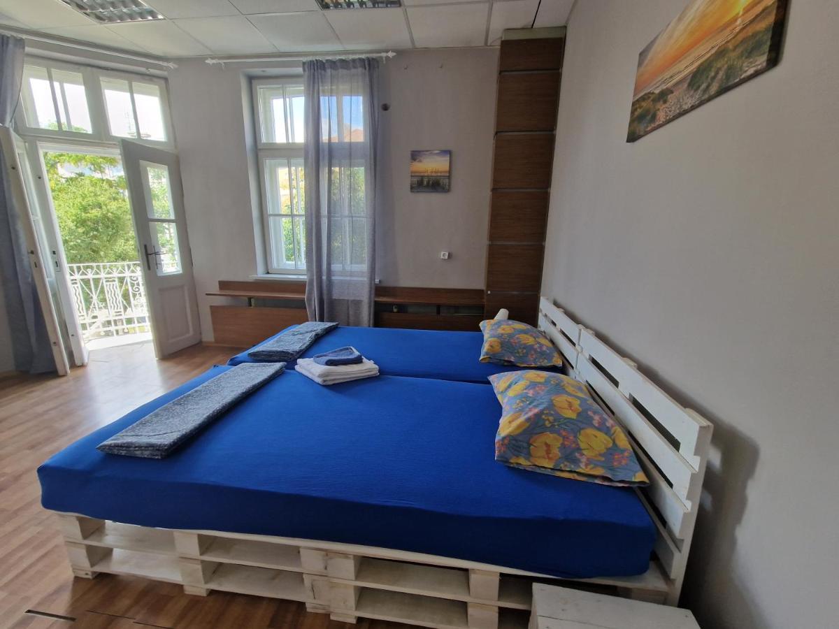 Lambo'S Corner Varna - Guest Rooms Kültér fotó
