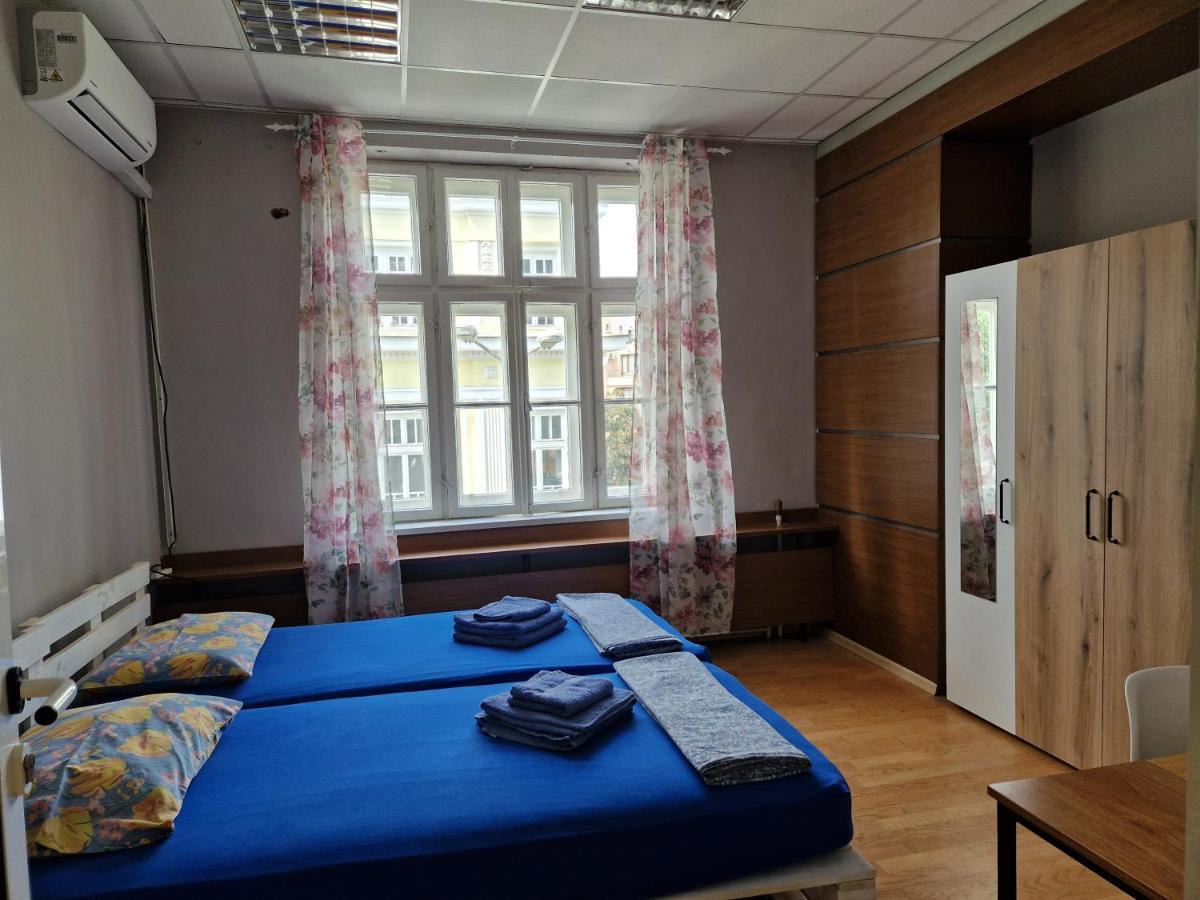 Lambo'S Corner Varna - Guest Rooms Kültér fotó
