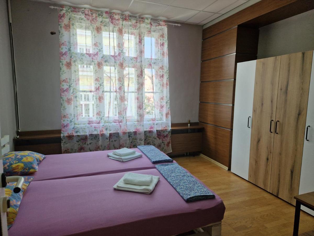 Lambo'S Corner Varna - Guest Rooms Kültér fotó