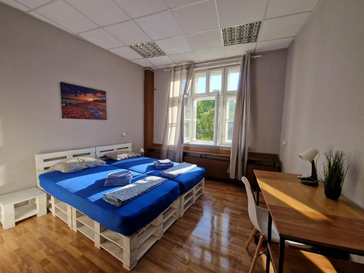 Lambo'S Corner Varna - Guest Rooms Kültér fotó