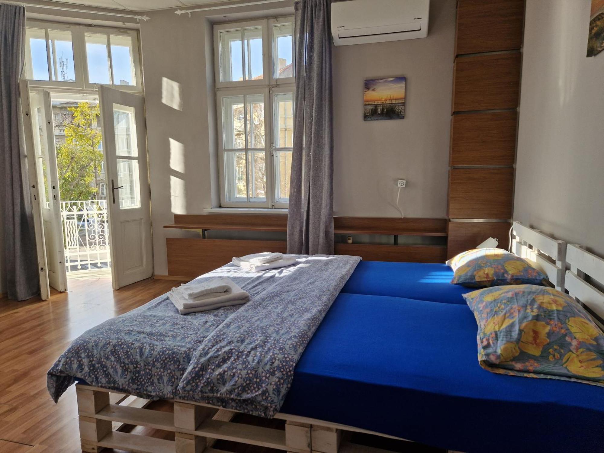 Lambo'S Corner Varna - Guest Rooms Kültér fotó