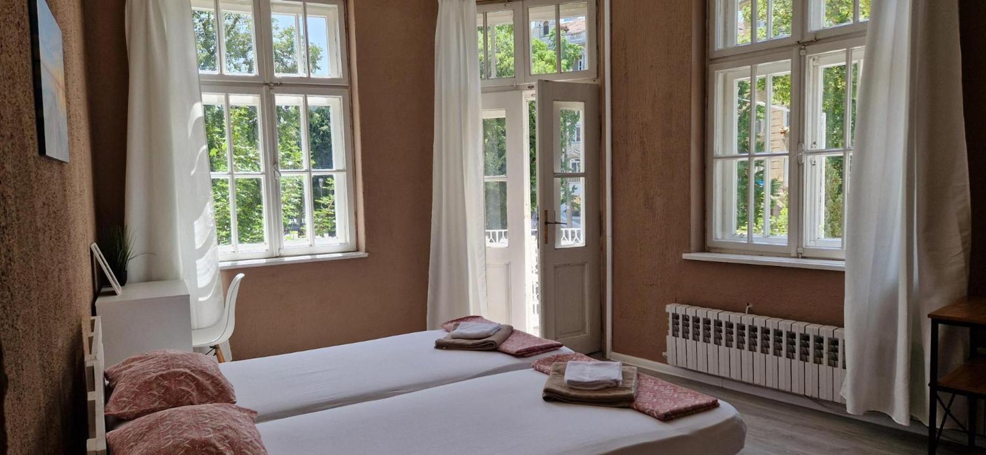 Lambo'S Corner Varna - Guest Rooms Kültér fotó